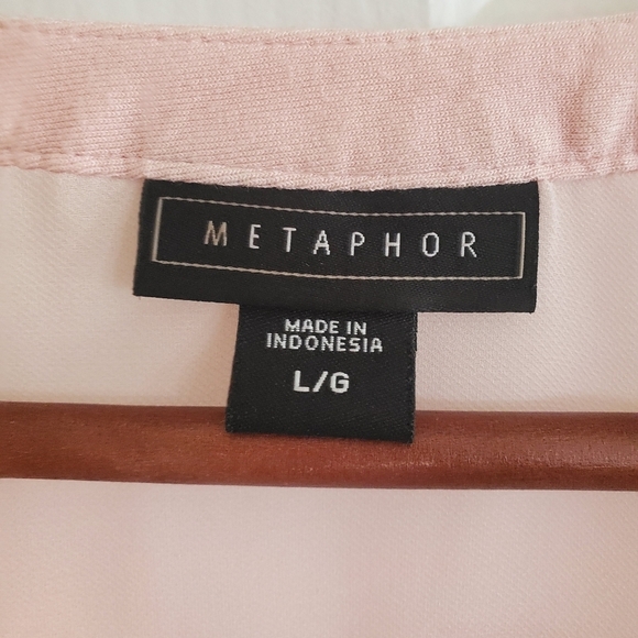 Metaphor Light Blush Pink Lightweight V Long Sleeved Button Shirt Size L - Picture 3 of 5